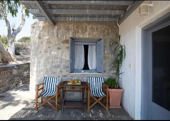 Idyllic Sea Views For 2 Semesterbostad *